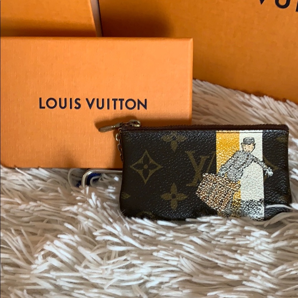 Authentic Louis Vuitton Bell Boy Key Pouch